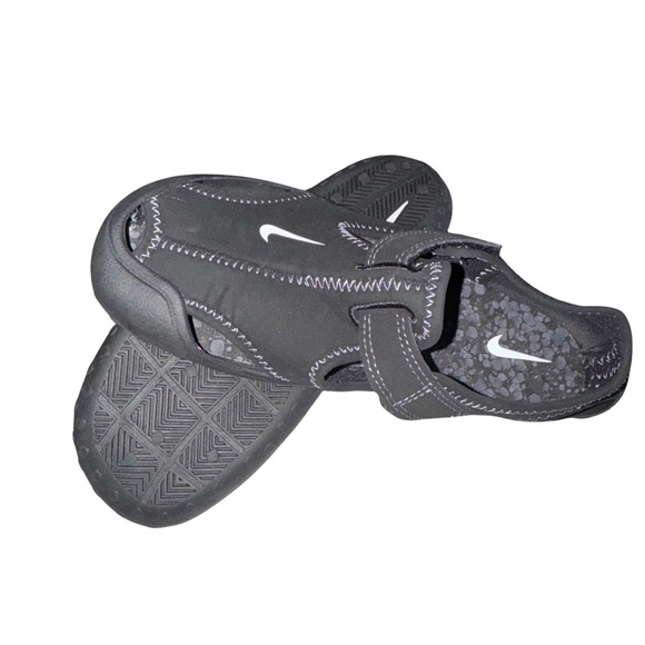 Nike Black Sunray Water Shoes - Picture 4 of 5